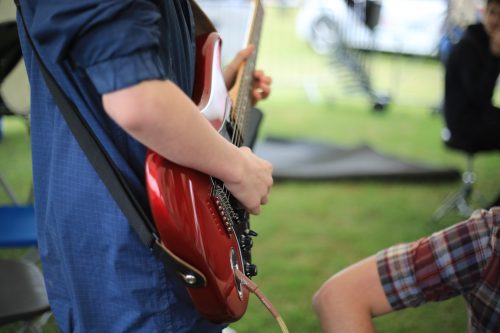 Electric guitar